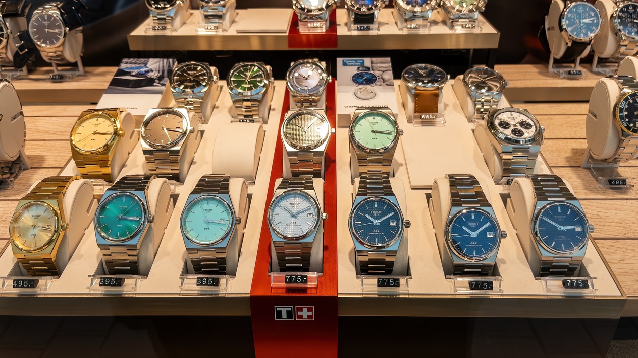 Lüks saat piyasası üç yılın dibini gördü