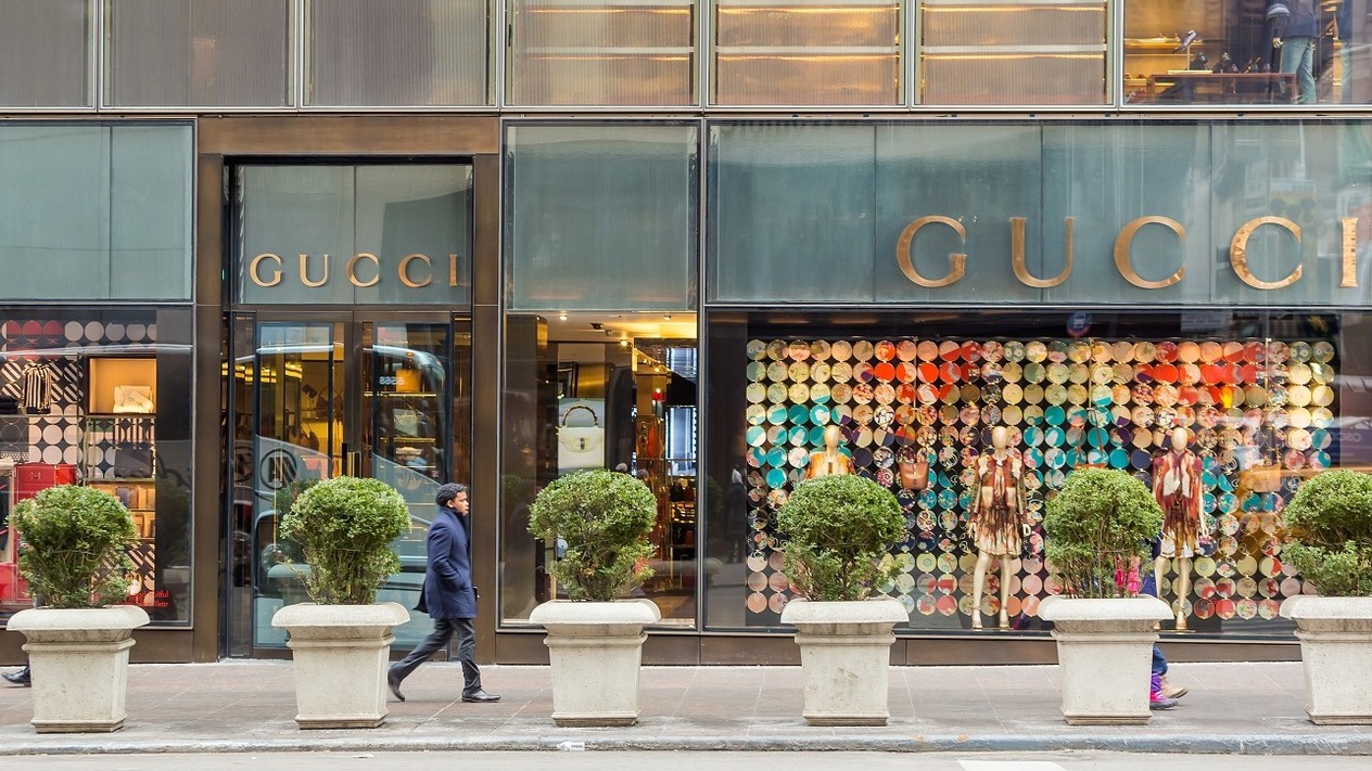 Lüks sektörü için bir kötü haber daha: Doların düşüşü, altının yükselişi