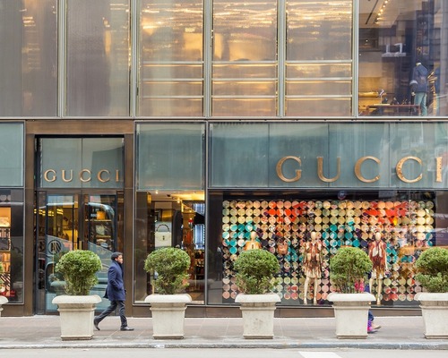 Lüks sektörü için bir kötü haber daha: Doların düşüşü, altının yükselişi