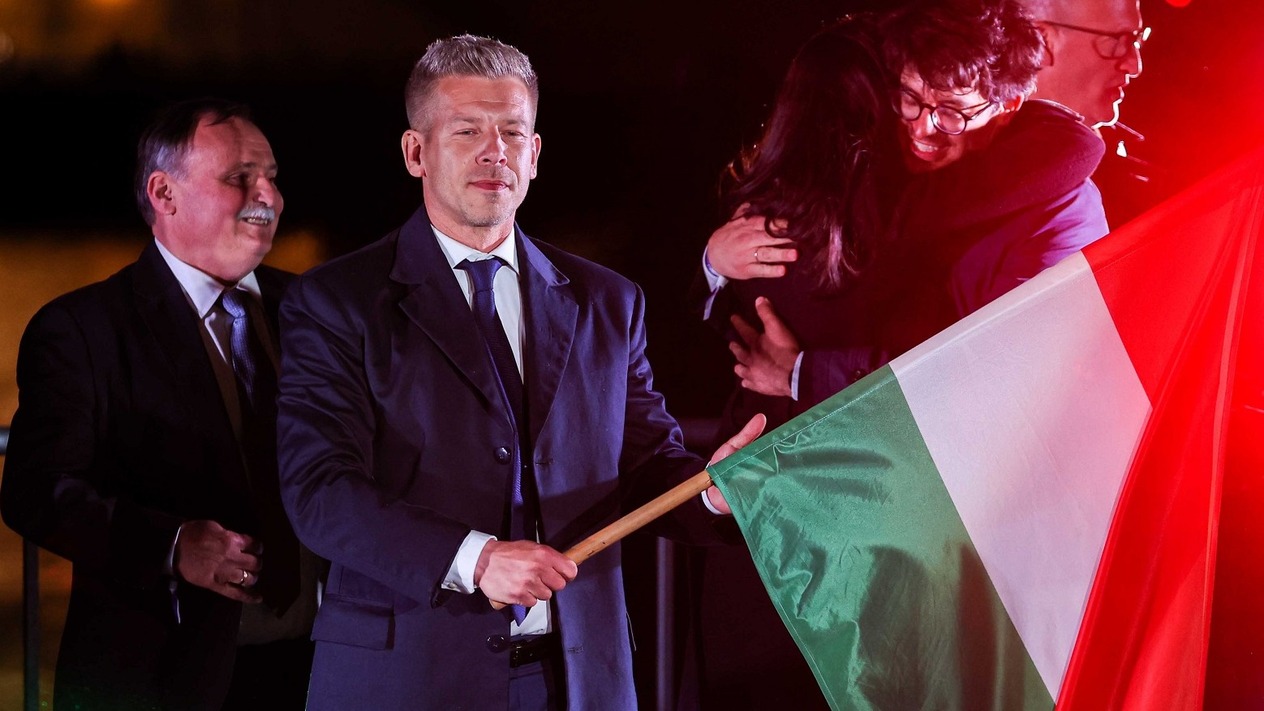 Macaristan'da 16 yıllık Orban iktidarının sonu: Peter Magyar kimdir?