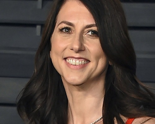 MacKenzie Scott bu yıl bir milyar dolar bağış yaptı