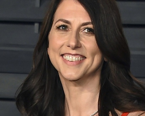 MacKenzie Scott son bağışlarıyla ABD’nin en cömert üçüncü milyarderi oldu