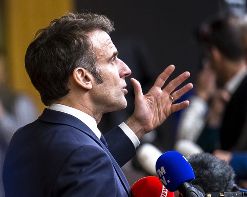 Macron'dan araştırmacılar içim  100 milyon euro yatırım