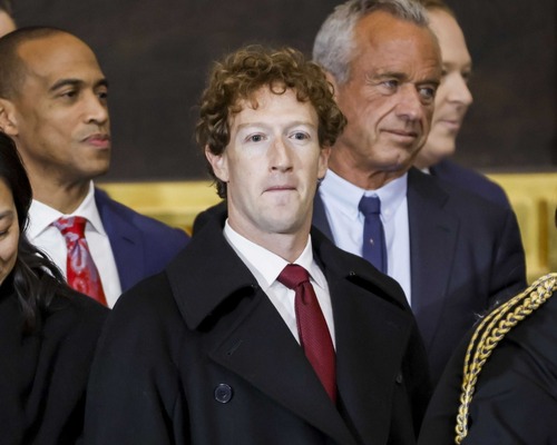 Mark Zuckerberg CEO olarak kendisine yardımcı olacak yapay zeka ajanı geliştiriyor