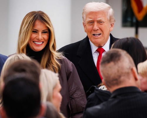 Melania belgeseline Trump’ın iddia ettiği kadar ilgi yok
