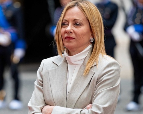 Meloni, yapay zeka ile klonlanan sesine telif koruması istedi