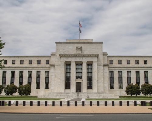 Merkez bankaları faiz artışları için zaman kazanmaya çalışıyor