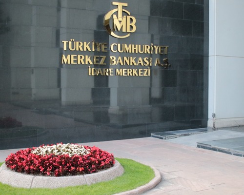 Merkez Bankası faizi 250 baz puan indirdi