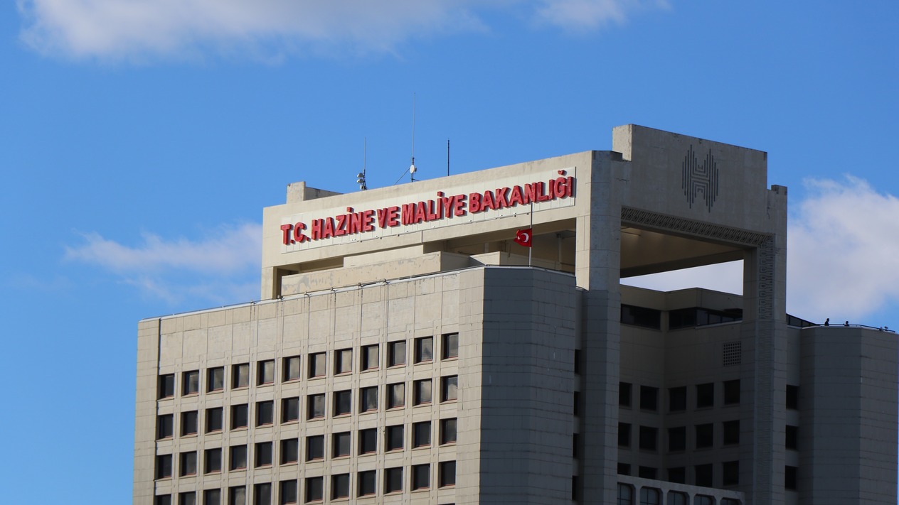 Merkezi yönetim bütçesi eylül ayında 532,2 milyar lira açık verdi