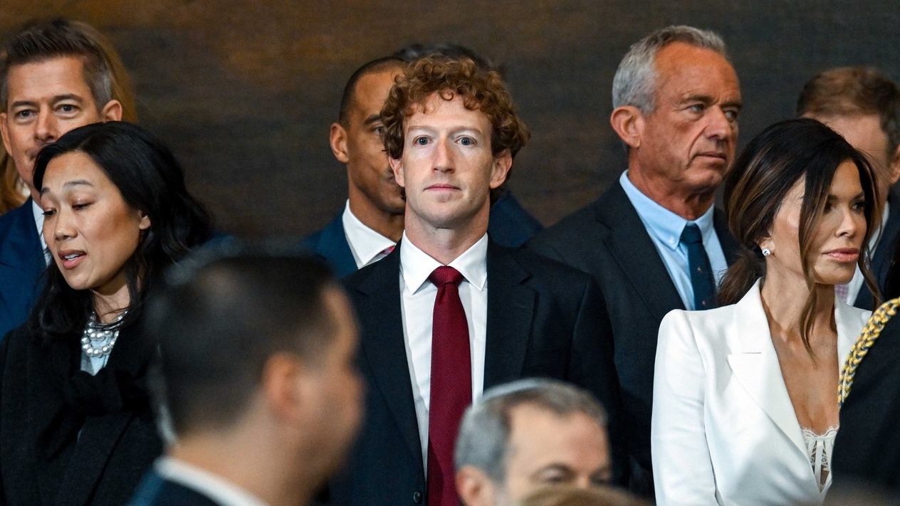 Meta hisselerindeki düşüş serisi: Mark Zuckerberg’in serveti 18 milyar dolar azaldı