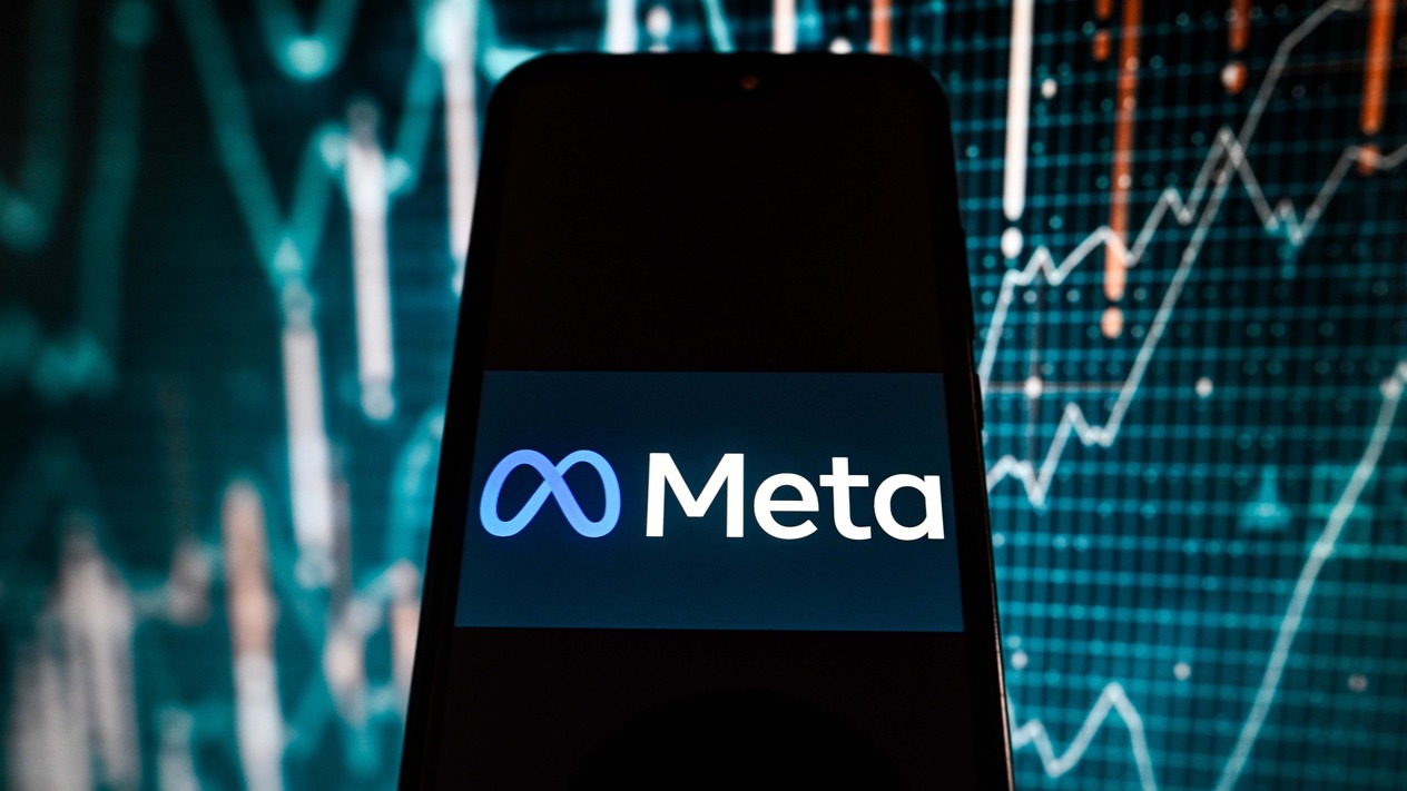 Meta yüzlerce çalışanı işten çıkardı