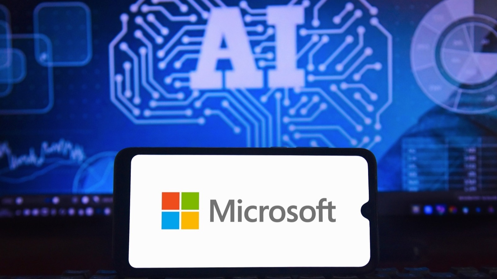 Microsoft AI CEO'su Mustafa Süleyman, Anthropic'e eleştiride bulundu