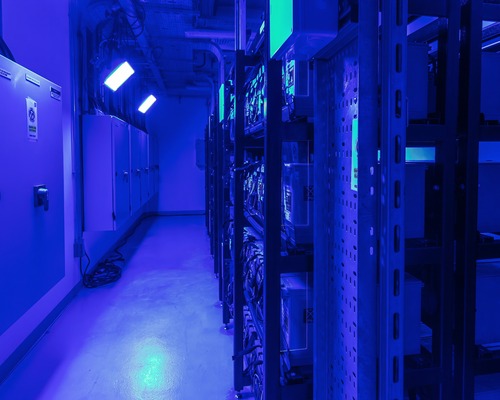 Microsoft veri merkezi sözleşmelerini iptal etmeye başladı: Yapay zeka yatırımları kapasitenin üzerinde tartışmaları