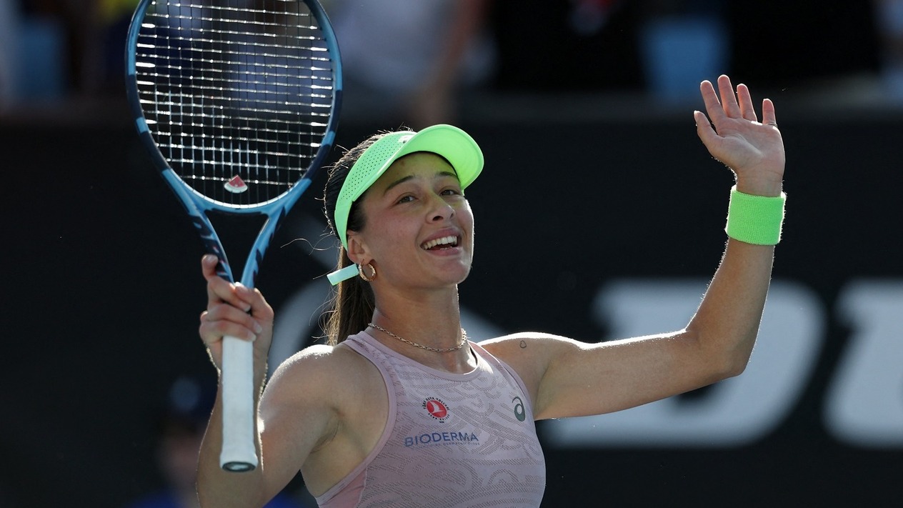 Milli tenisçi Zeynep Sönmez Avustralya Açık'ta 2. tura yükseldi