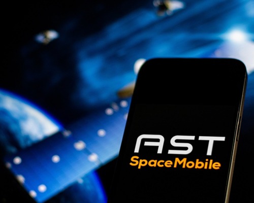 Milyarder Abel Avellan’ın SpaceX ile uydu yarışı