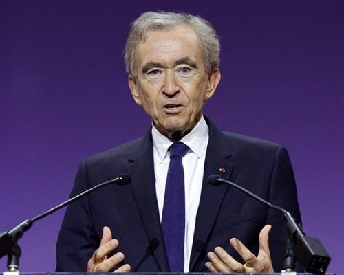 Milyarder Arnault, LVMH tarihinin en büyük düşüşüyle mücadele ediyor