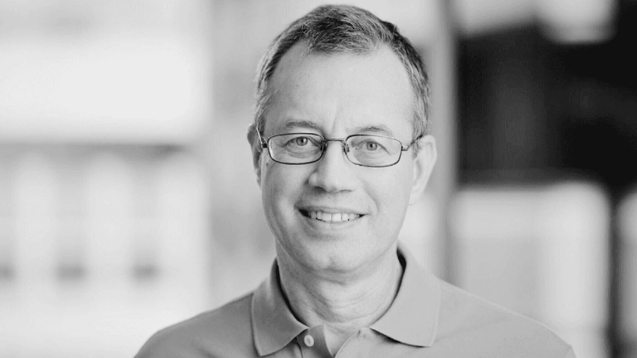 Milyarder profesör neden hâlâ ders vermeye devam ediyor?