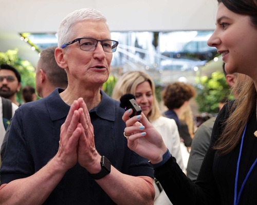 Milyarderler Los Angeles yangını mağdurları için bağış sözü verdi