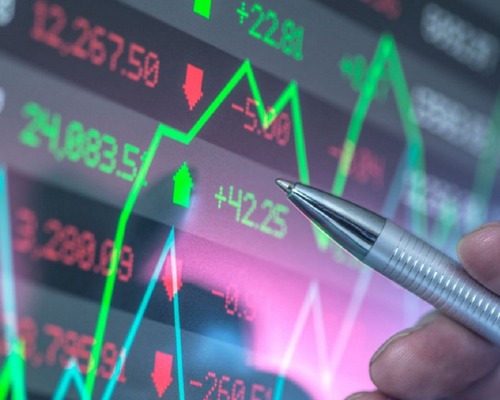 Milyarderler piyasa kargaşasının ortasında şirketlerini özelleştirmek istiyor