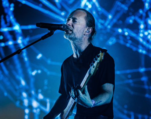 Modern rock’ın yönünü belirleyen Radiohead Berlin’de sahneyi ve izleyiciyi baştan yarattı