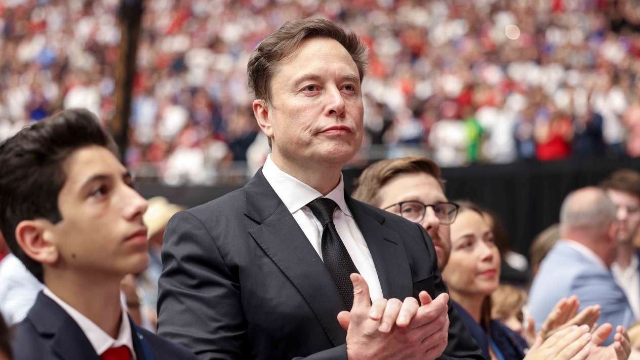 Musk devasa çip fabrikası Terafab'ı kuruyor