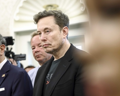 Musk’ın Epstein teklifi: Gerçeği söyleyen herkesin dava masraflarını karşılayacağım