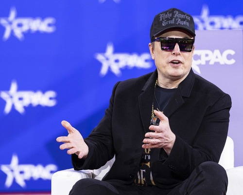 Musk'ın ilgisi artık arabalarda değil