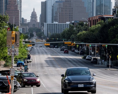 Musk'ın robotaksi rüyası kabusa dönüşebilir mi?