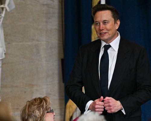 Musk'ın şirketleri seçimden bu yana 613 milyar dolar değer kazandı