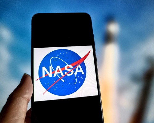 NASA uzay yarışının karargahını satıyor