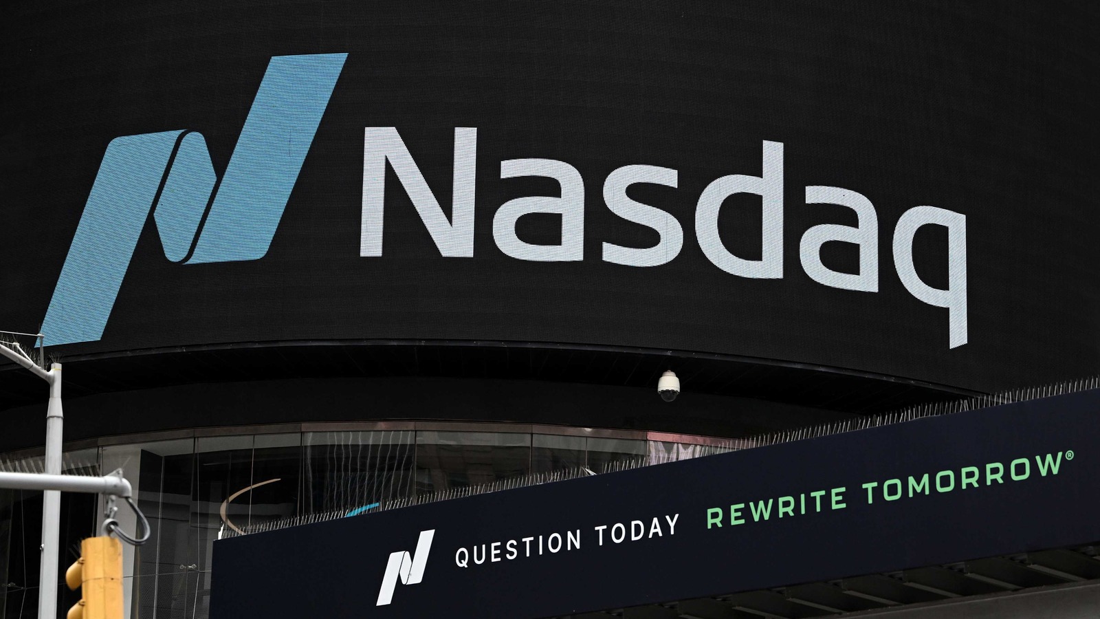 Nasdaq’tan borsalarda ezber bozan hamle