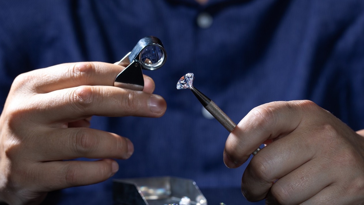 Neden elmaslar güvenli liman olarak altının yerini alamıyor?