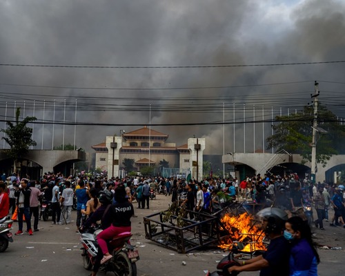 Nepal'de Z Kuşağı protestoları: Hükümet düştü, ordu sokağa indi