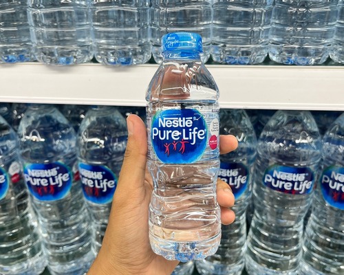 Nestle su biriminin yarısını 3 milyar euro’ya Platinum Equity'ye sattı