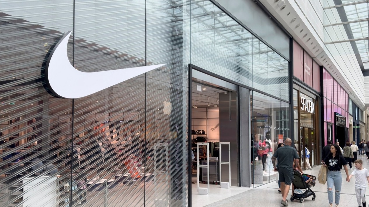 Nike hisselerinde 12 yılın en düşük seviyesi: Yatırımcıların toparlanma umudu zayıflıyor