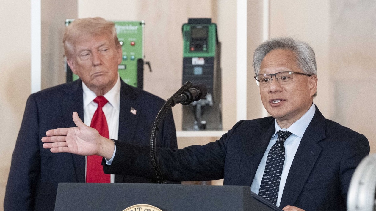 Nvidia CEO’su Huang ve ABD Başkanı Trump aynı fikirde: Yapay zeka uyarıları aldatmaca
