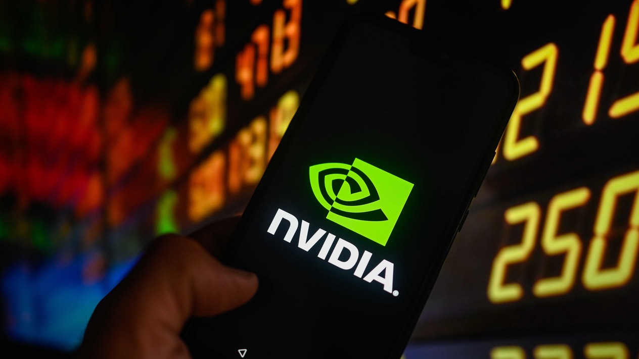 Nvidia, Microsoft'tan tahtını geri aldı