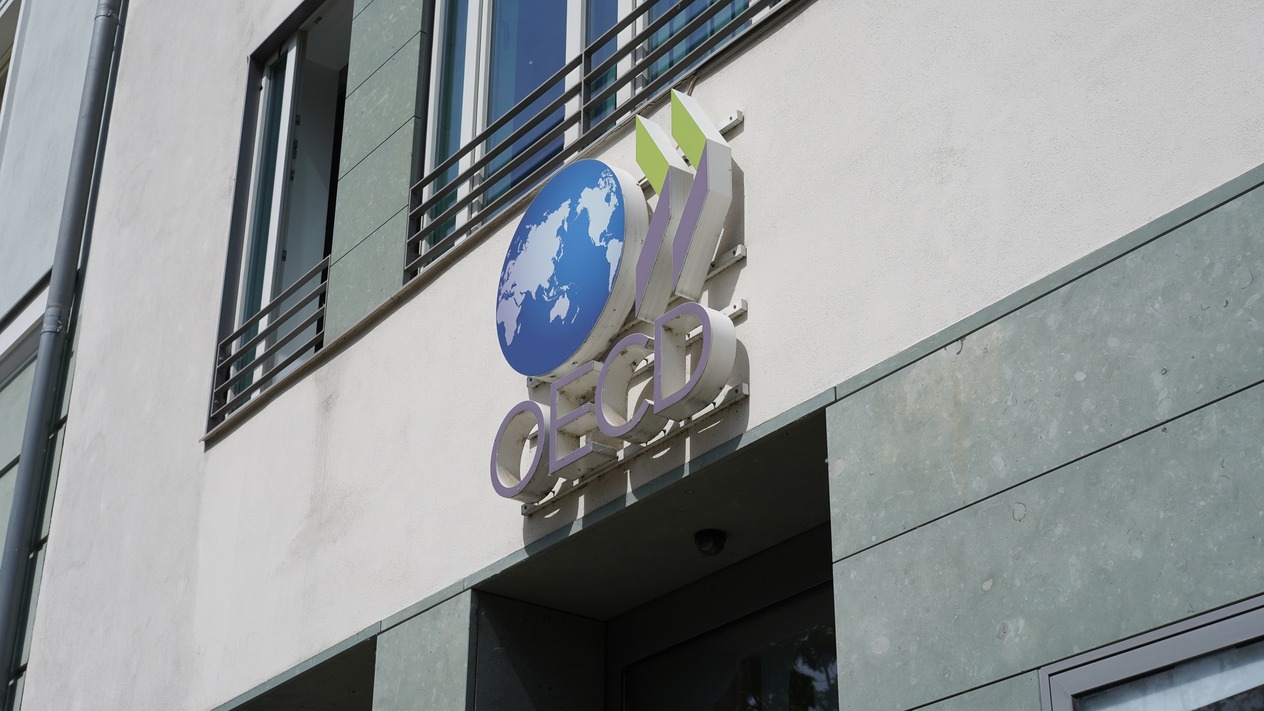 OECD'den hükümetlere 'acil' çağrı: Harcamaları dizginleyin