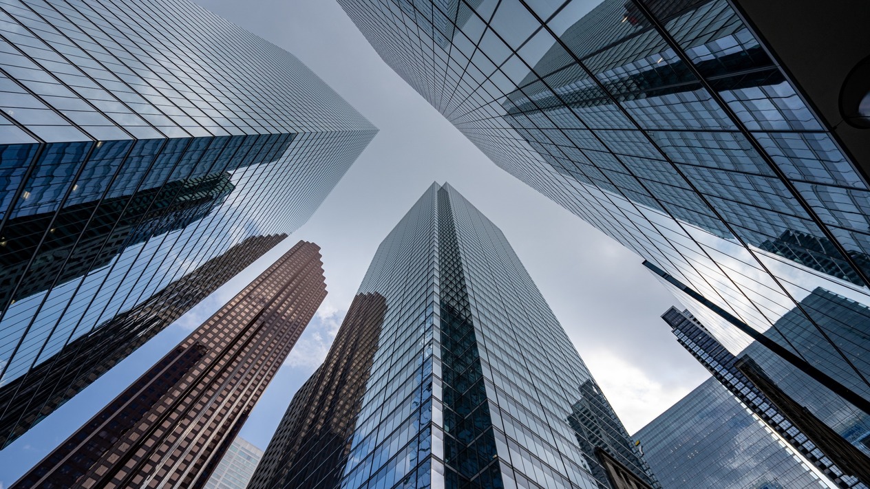 OECD: Zayıf yatırımlar küresel büyümeyi tehlikeye atıyor