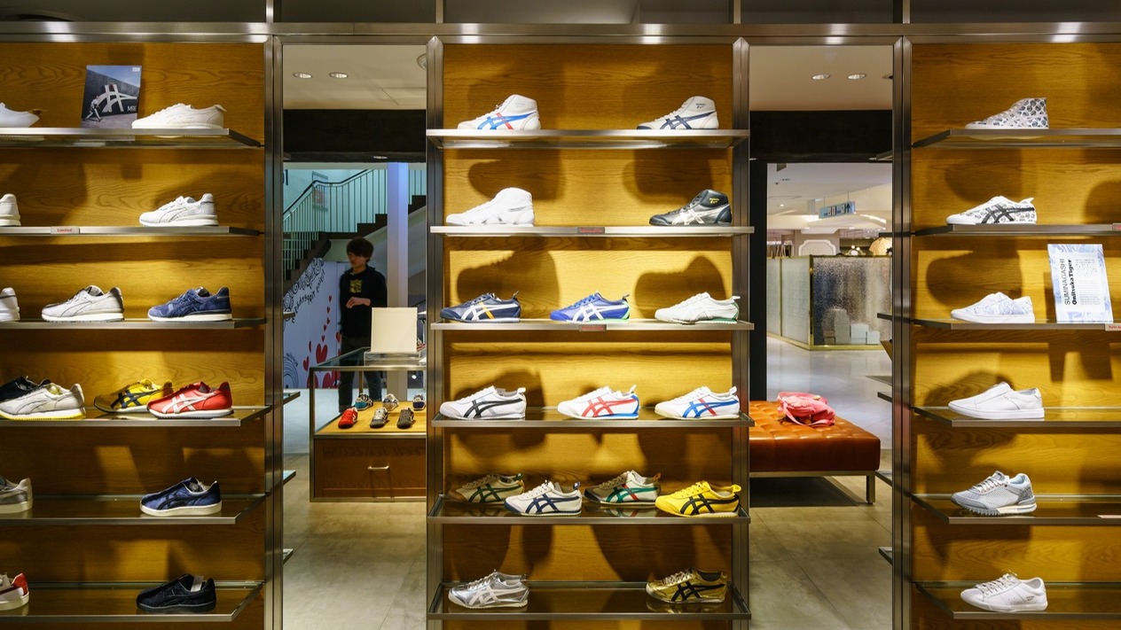 Onitsuka Tiger Z kuşağının kalbini kazanıyor