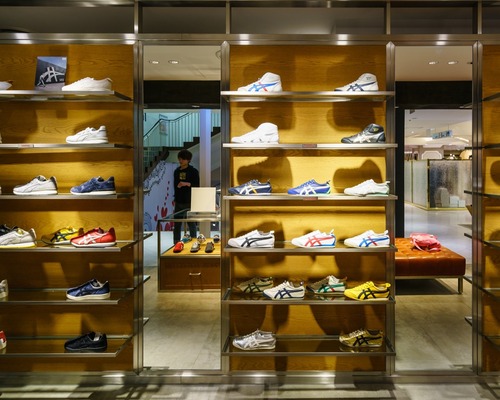 Onitsuka Tiger Z kuşağının kalbini kazanıyor