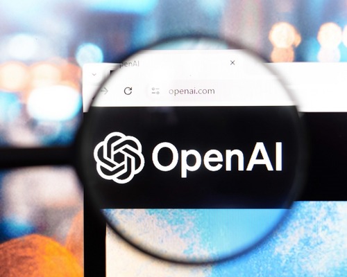 OpenAI, Apple'ın eski tasarımcısı Jony Ive'ın girişimini satın alıyor