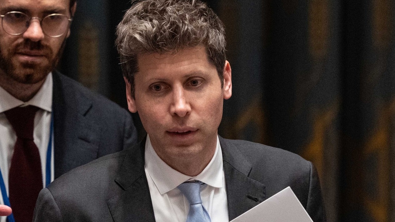 OpenAI CEO’su Sam Altman: Yapay zekanın faydaları için bazı kötü şeyler kabul edilmeli