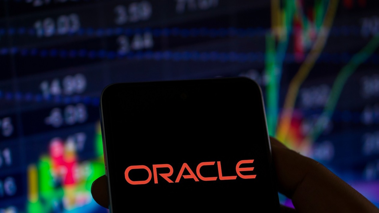 Oracle yönetim değişikliği planlarını hızlandırdı