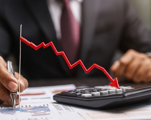 Oskar Holding iflas etti