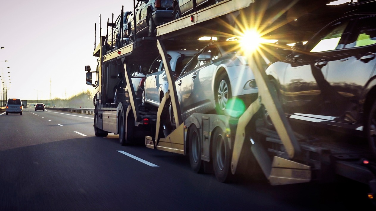 Otomobil ve hafif ticari araç pazarı ilk 6 ayda yüzde 5,2 büyüdü