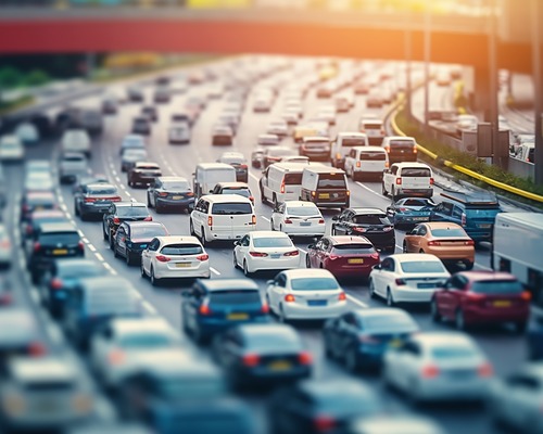 Otomotiv pazarı 2025’e daralmayla başladı: Dizel yine son sırada