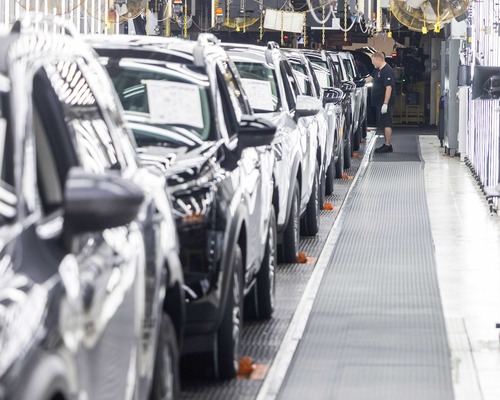 Otomotiv üretimi 8 ayda yükselişe geçti