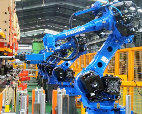 Otomotivde yeni yarış: İnsansı robotlar fabrikalara giriyor