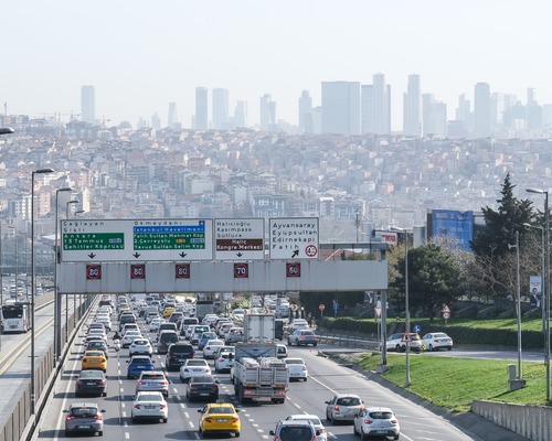 ÖTV kanun teklifi Meclis’te: İçten yanmalı ve hibrit araçlarda vergi artışı gündemde